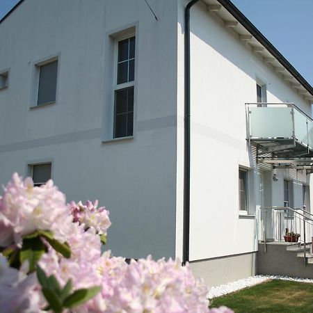 Appartement Gastehaus Karassowitsch à Rust Extérieur photo